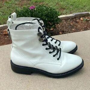 True Craft White Boots 